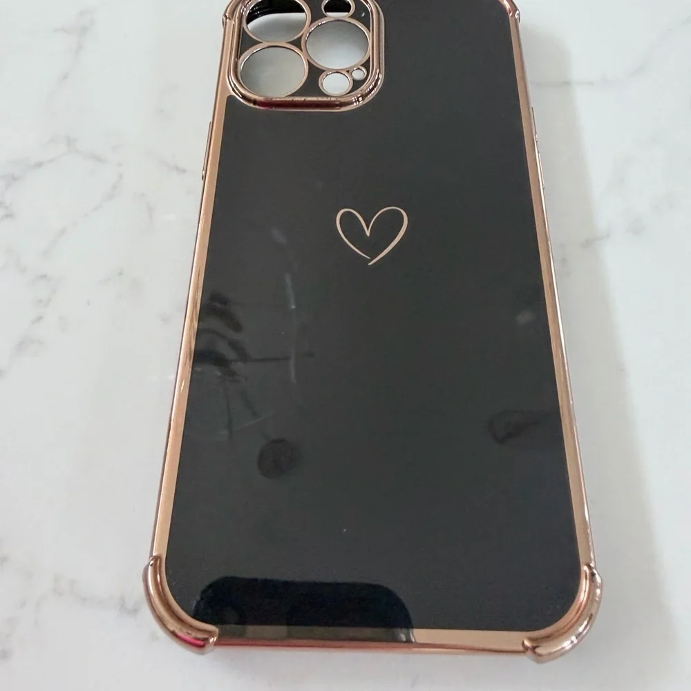 iPhone 13 Pro Max Elegant Black and Gold Heart Phone Case